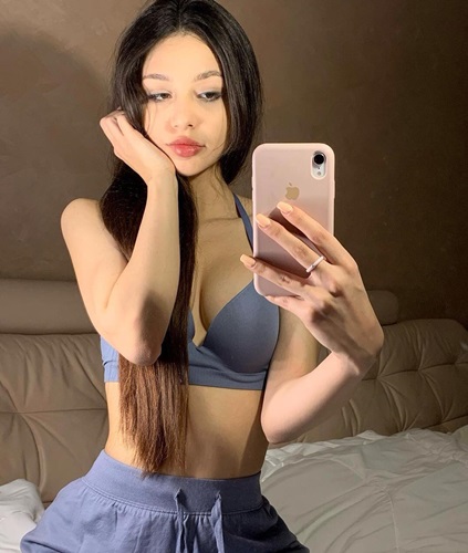 Arnavutköy Bölgesinde Acentasız Bağımsız Model Alina